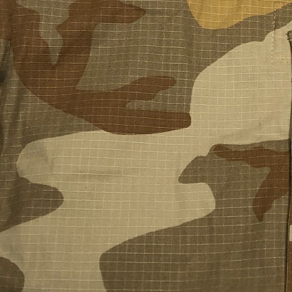 Meet your Posher, Camo